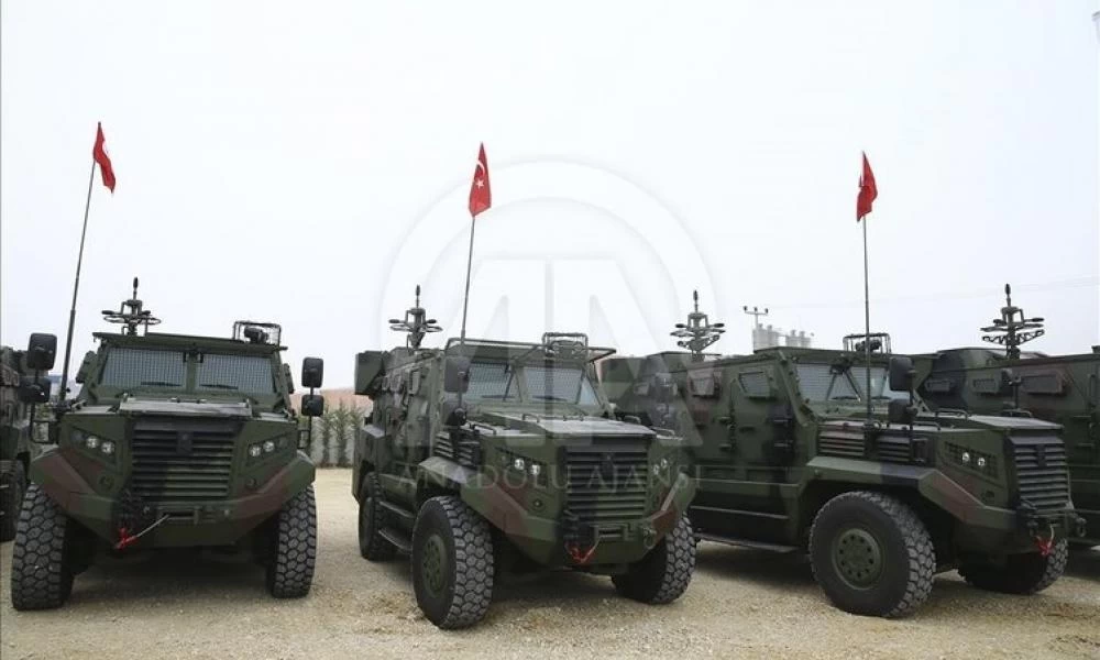 Οι Τούρκοι στέλνουν 10 οχήματα επιτήρησης εδάφους στον Έβρο